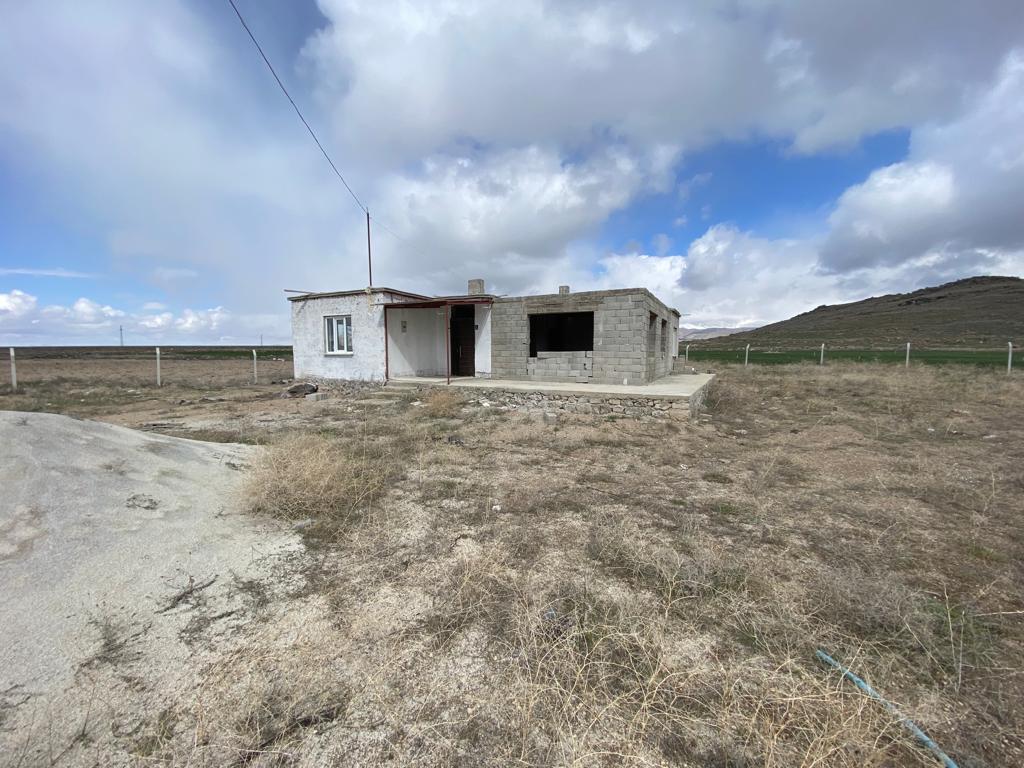 KAYSERİ DEVELİ GÜNEYAŞAĞI MAHALLESİNDE SATILIK BAĞ EVİ